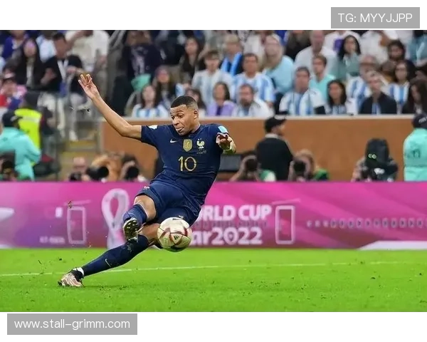 法国再度陷入世界杯死亡之组，未来比赛策略与晋级希望全面解析